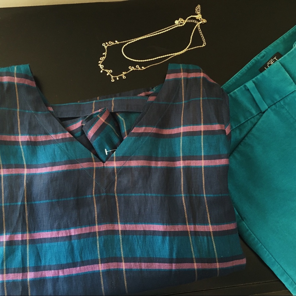 NWT LOFT Plaid Bar Back Blouse • XS - Picture 6 of 6